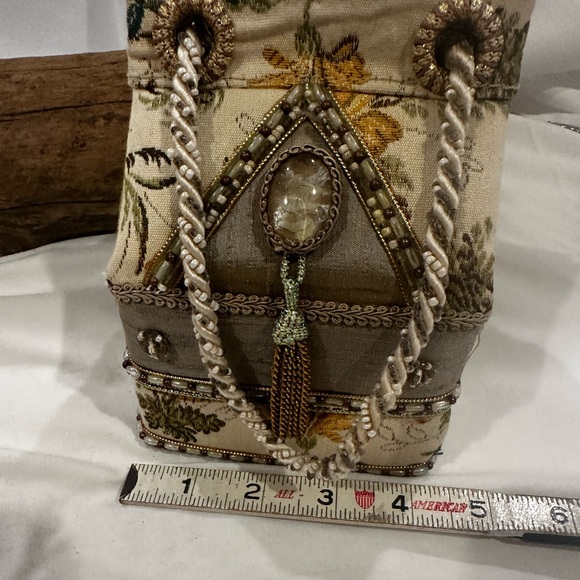 Mary Frances Stunning Women's Elegant Bag - Picture 6 of 9